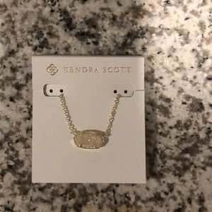 Kendra Scott Druzy Pendant ✨